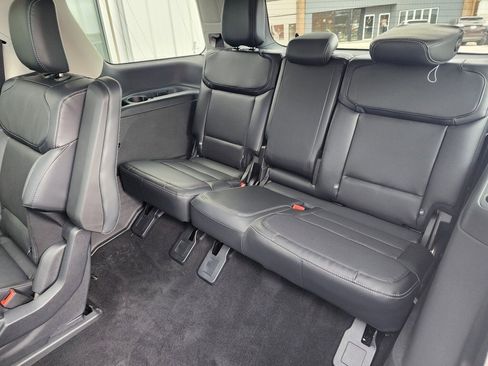 New 2026 Ford Expedition Platinum image 14