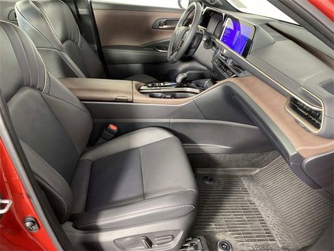 Used 2024 Toyota Crown Limited w/ Advanced Technology Package image 11