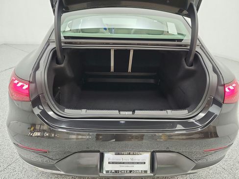 Certified 2023 Mercedes-Benz EQE 500 4MATIC Sedan image 21