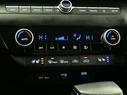 Certified 2023 Hyundai Elantra Limited image 21