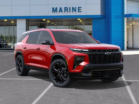 New 2027 Chevrolet Traverse RS w/ LPO, Floor Liner Package FWD image 7