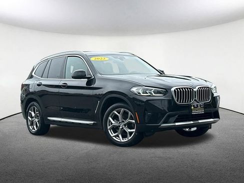 Used 2023 BMW X3 xDrive30i w/ Premium Package AWD/4WD image 2