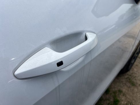 Used 2024 Kia Sportage SX image 5