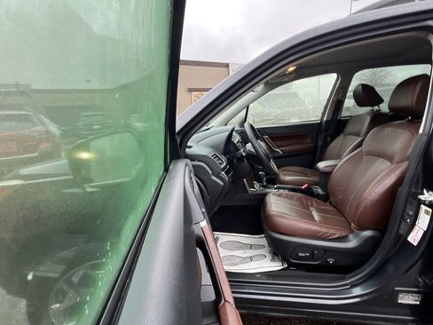 Used 2017 Subaru Forester 2.5i Touring image 20