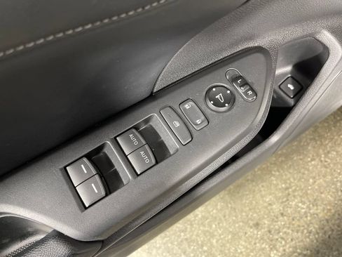 Used 2020 Honda Insight Touring image 18