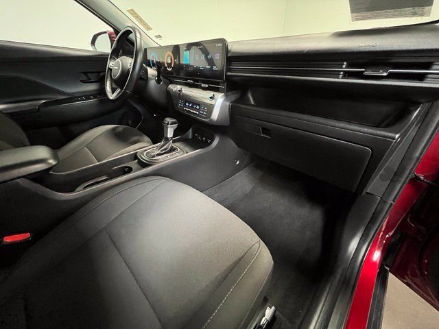 Used 2025 Hyundai Kona SEL FWD image 10