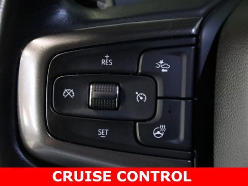 Used 2022 Chevrolet Silverado 1500 ZR2 w/ Technology Package image 12