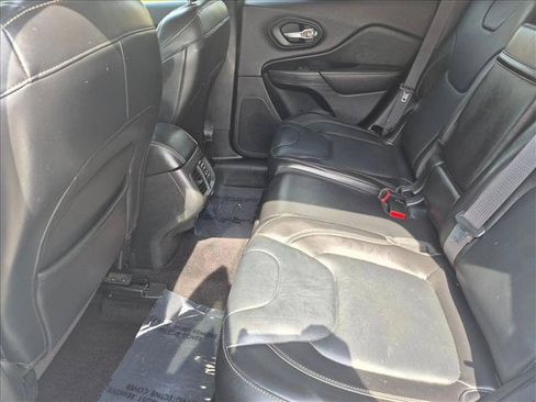 Used 2017 Jeep Cherokee High Altitude AWD/4WD image 24