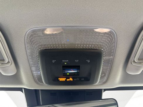 Used 2025 Toyota Prius Limited image 24