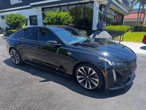 Used 2024 Cadillac CT5 V Blackwing w/ LPO, Bronce Accent Package RWD image 3