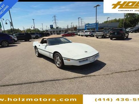 Used 1990 Chevrolet Corvette Convertible RWD image 2