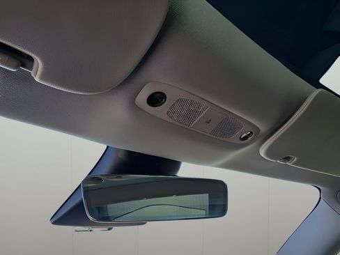 Used 2019 Tesla Model 3 Standard Range Plus image 19