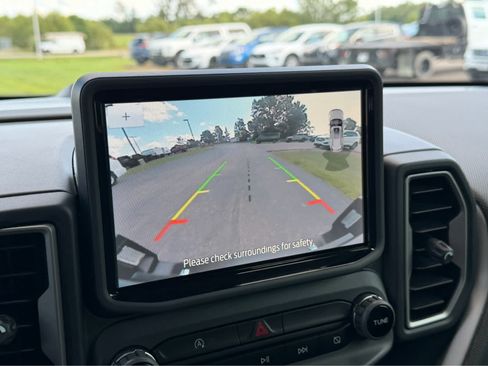 Used 2021 Ford Bronco Sport Outer Banks w/ Outer Banks Package (96D) AWD/4WD image 23