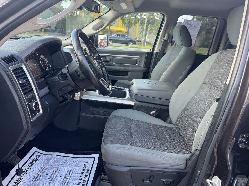 Used 2017 RAM 1500 Big Horn RWD image 12