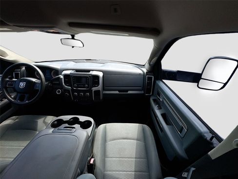 Used 2017 RAM 2500 SLT AWD/4WD image 19
