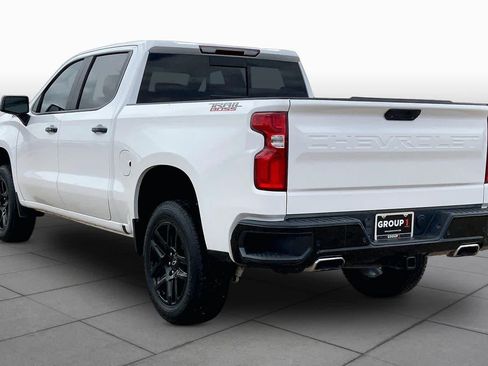 Used 2021 Chevrolet Silverado 1500 LT Trail Boss w/ Convenience Package II AWD/4WD image 12