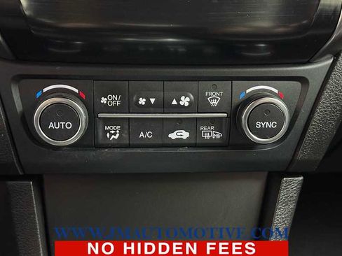 Used 2019 Acura ILX image 32