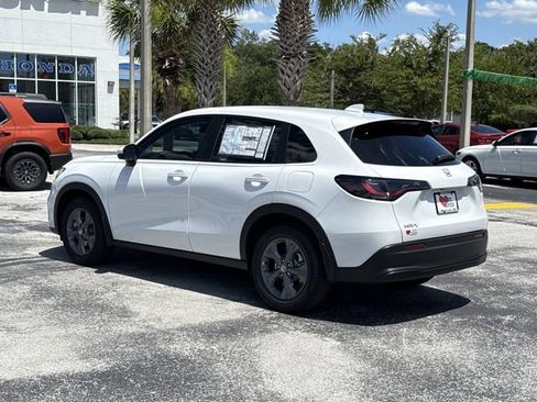 New 2027 Honda HR-V LX image 9