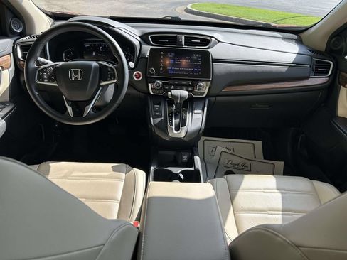 Used 2018 Honda CR-V Touring image 10