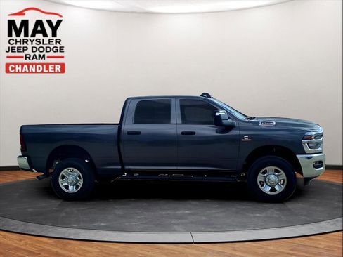 New 2025 RAM 2500 Tradesman AWD/4WD image 16