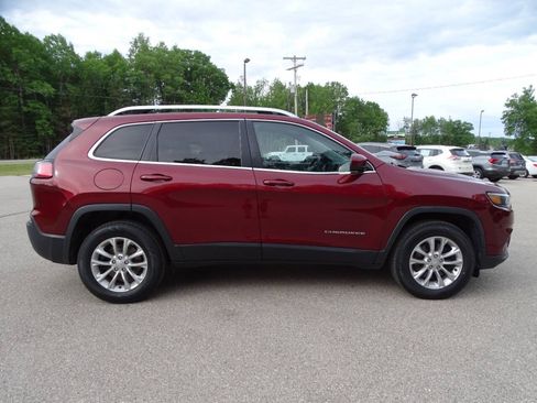 Used 2019 Jeep Cherokee 4WD Latitude image 38