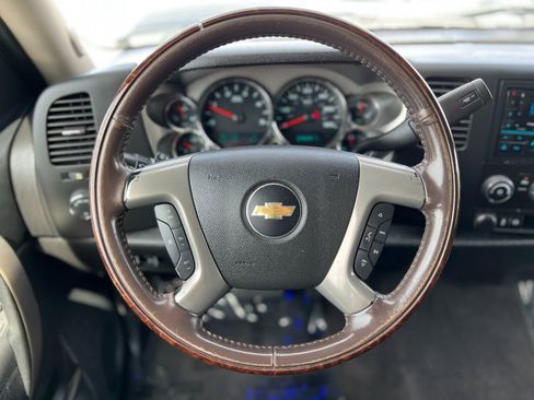 Used 2014 Chevrolet Silverado 2500 LT image 13