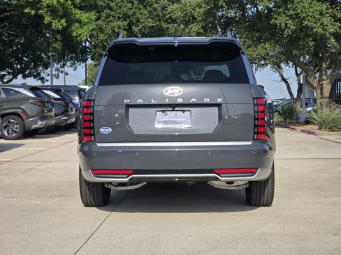 Certified 2026 Hyundai Palisade Calligraphy FWD image 6