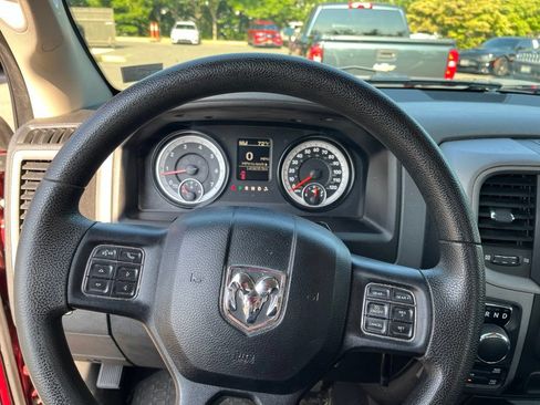 Used 2015 RAM 1500 Express AWD/4WD image 12
