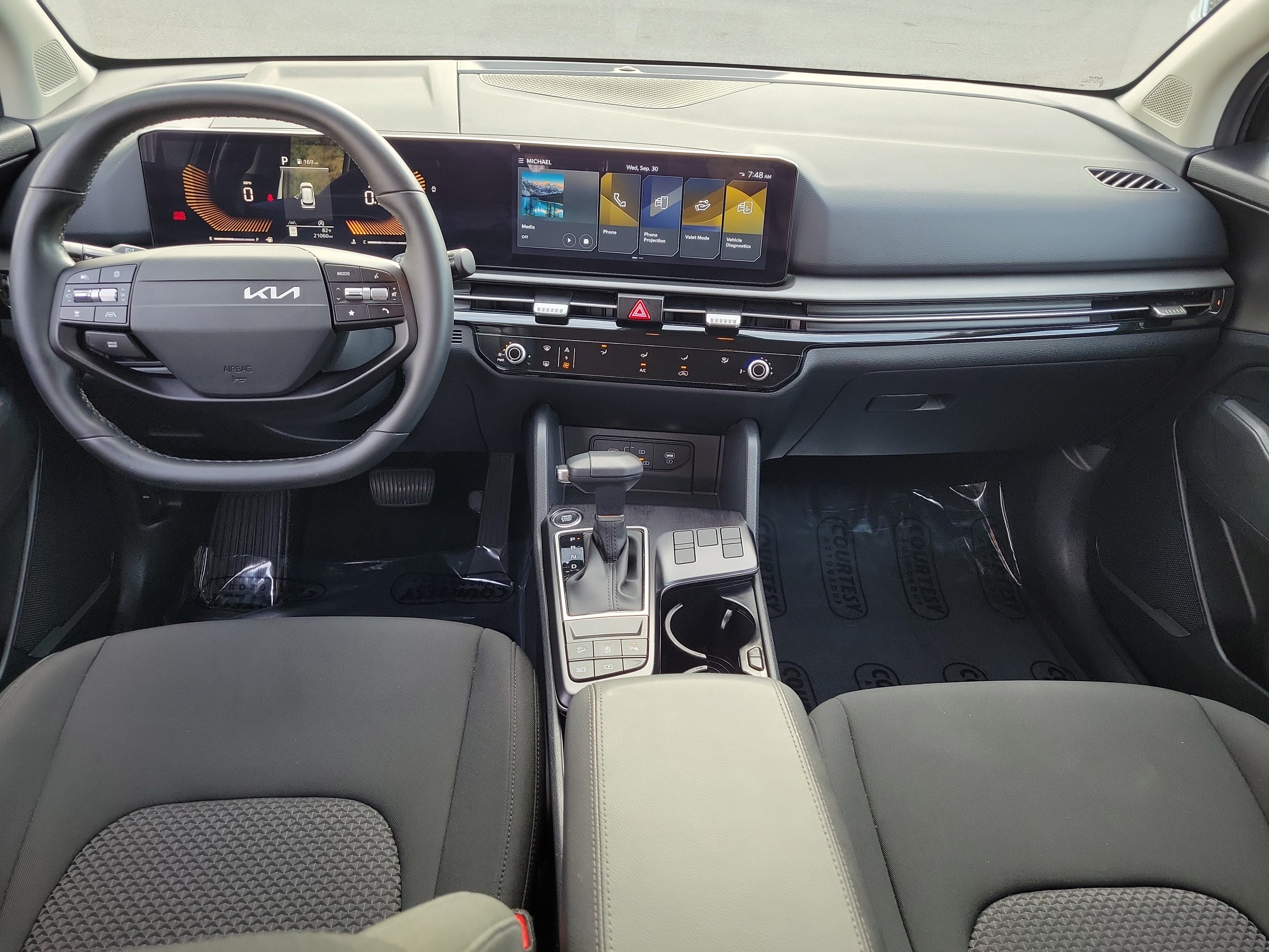 Certified 2026 Kia Sportage LX FWD image 11