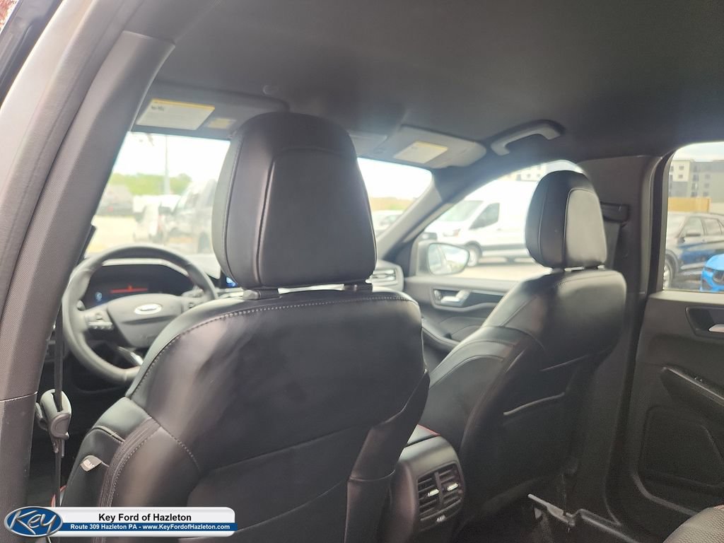 Used 2023 Ford Escape ST-Line AWD/4WD image 25