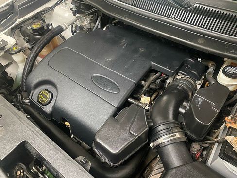 Used 2017 Ford Explorer XLT w/ Equipment Group 201A image 20