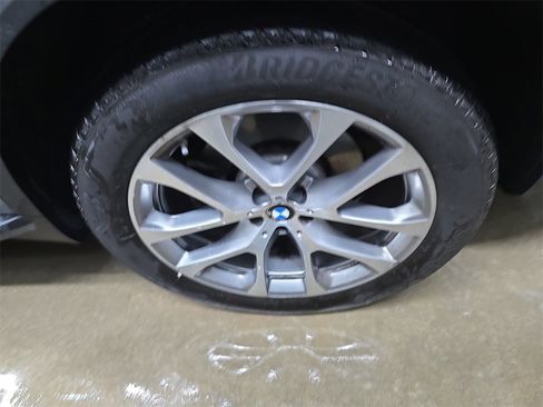 Used 2025 BMW X5 xDrive40i image 32