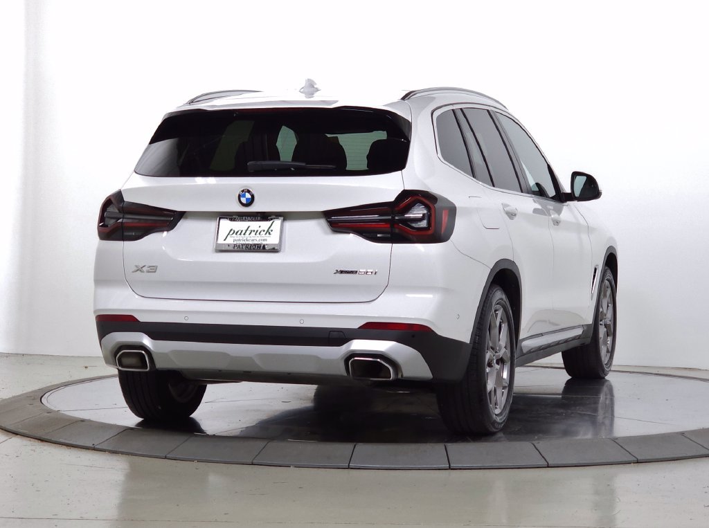 Used 2024 BMW X3 xDrive30i w/ Premium Package w/ZPA AWD/4WD image 11