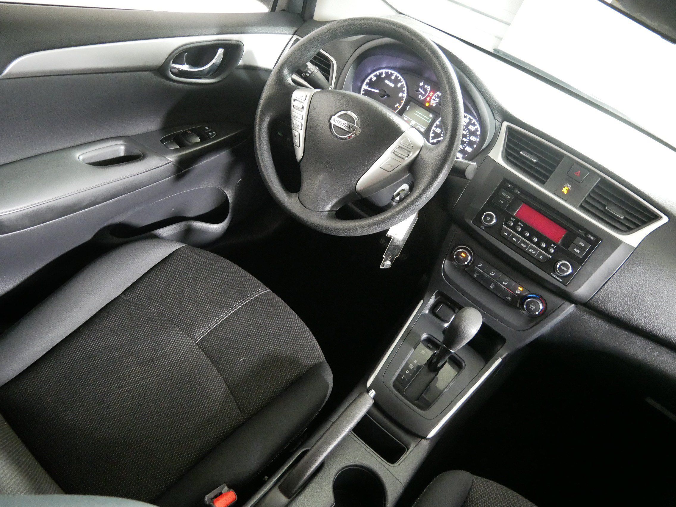 Used 2017 Nissan Sentra S FWD image 9