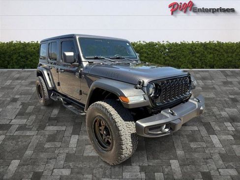 Used 2024 Jeep Wrangler Unlimited Sport AWD/4WD image 2