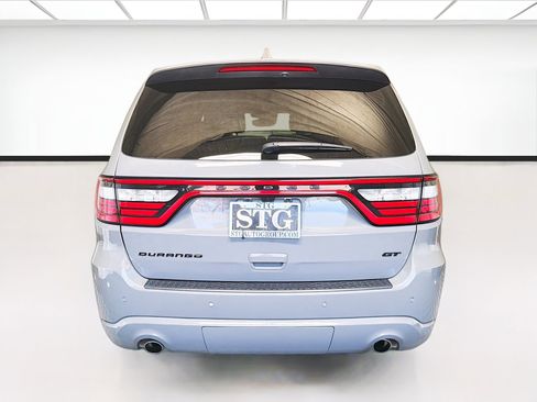 Used 2022 Dodge Durango GT RWD image 5