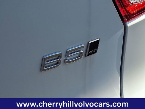 New 2026 Volvo XC40 B5 Plus w/ Protection Package Premier image 12