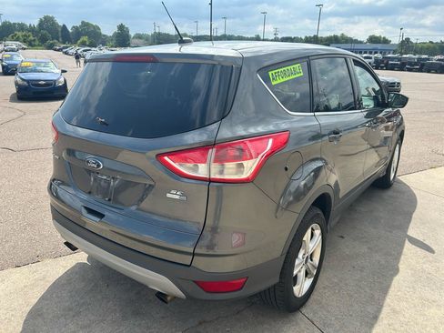 Used 2016 Ford Escape SE AWD/4WD image 5