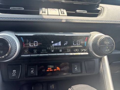 Used 2023 Toyota RAV4 XSE AWD/4WD image 12