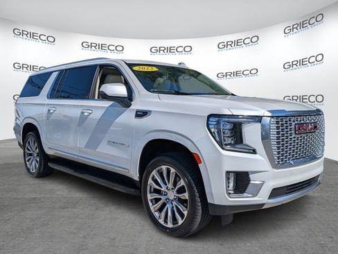 Used 2023 GMC Yukon XL Denali w/ Max Trailering Package image 1