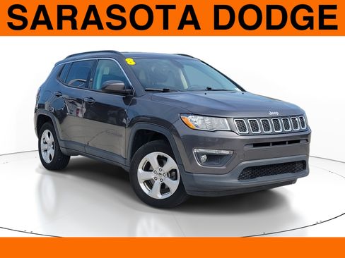 Used 2018 Jeep Compass Latitude w/ Popular Equipment Group image 1