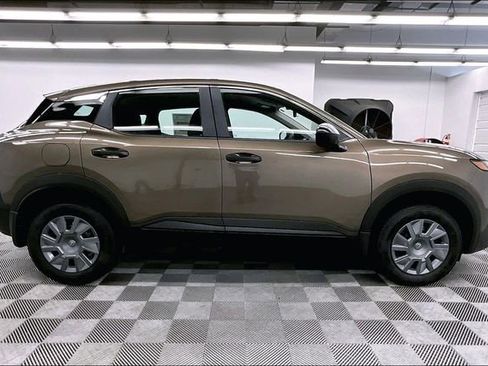 New 2026 Nissan Kicks S image 19