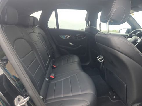 Used 2022 Mercedes-Benz GLC 300 4MATIC image 17