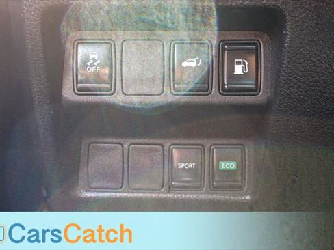 Used 2018 Nissan Rogue SV FWD image 30