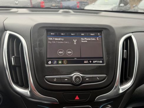 Used 2021 Chevrolet Equinox LT image 24