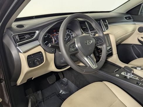 Used 2020 INFINITI QX50 Luxe w/ Navigation Package image 13
