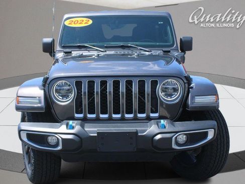 Used 2022 Jeep Wrangler Unlimited Sahara w/ Cold Weather Group image 11