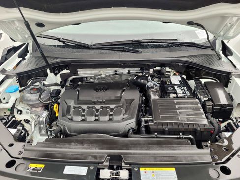 Certified 2024 Volkswagen Tiguan SE AWD/4WD image 37