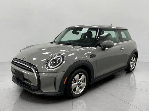 Used 2022 MINI Cooper 2-Door Hardtop w/ Storage Package image 9