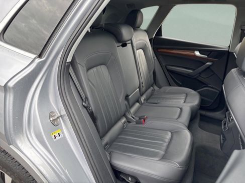 Used 2023 Audi Q5 2.0T Premium Plus image 29